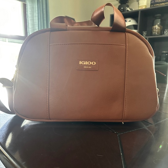 Igloo Handbags - Igloo Luxe® Satchel Cooler Bag